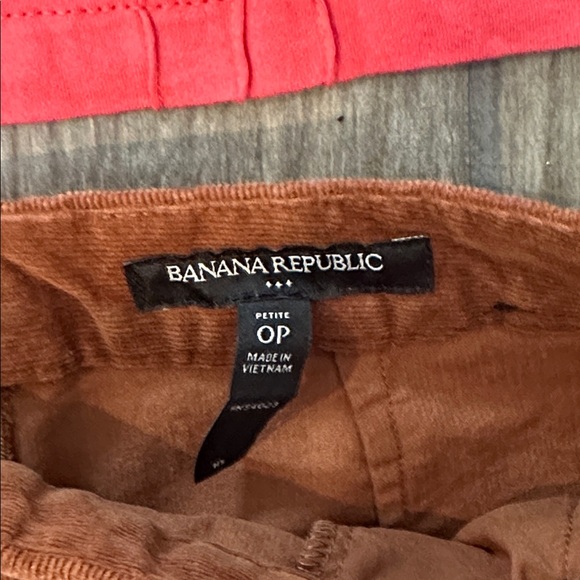 Banana Republic Brown Corduroy Mini Skirt with Ellemenno rust top. - Picture 4 of 9